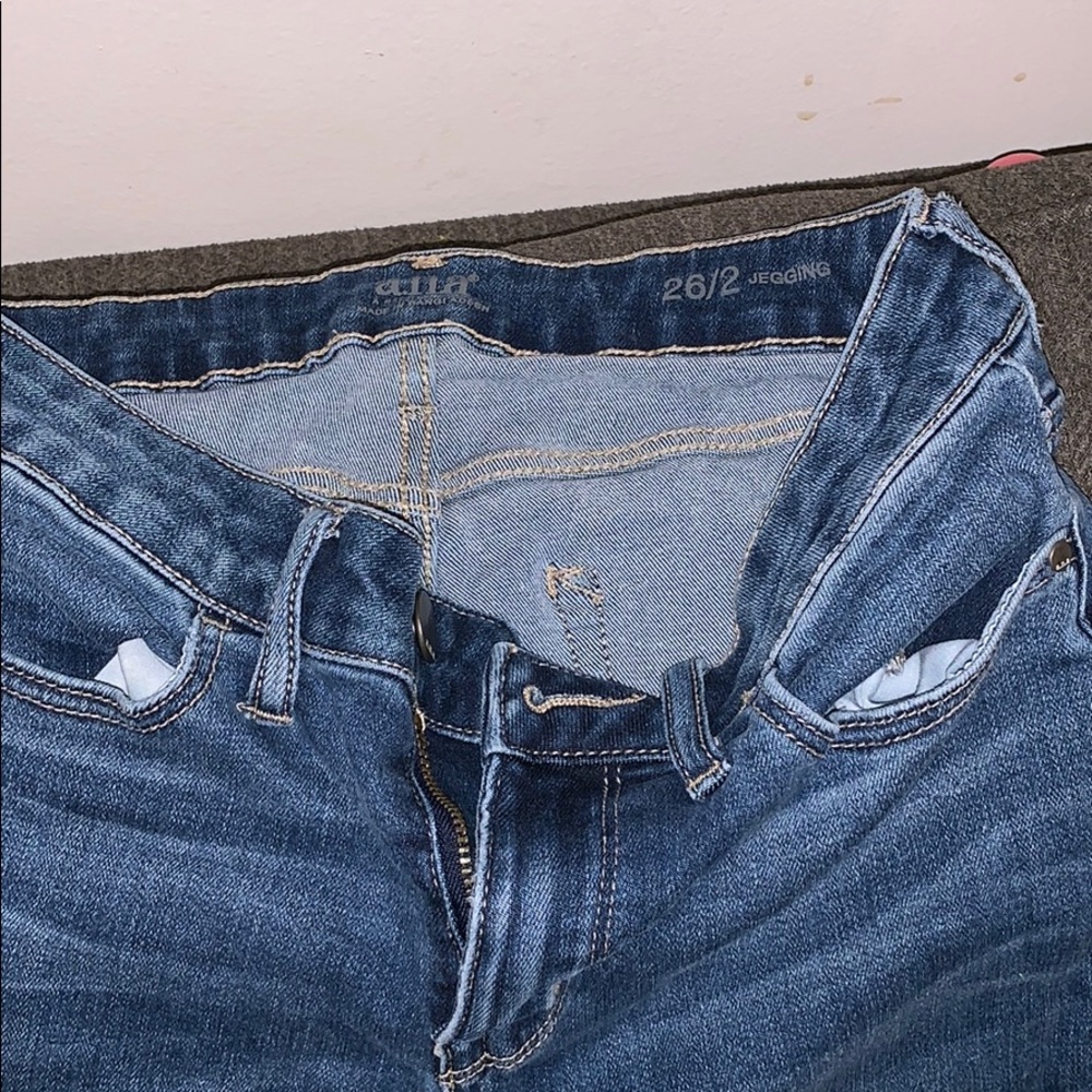 Jeans - Picture 3 of 3